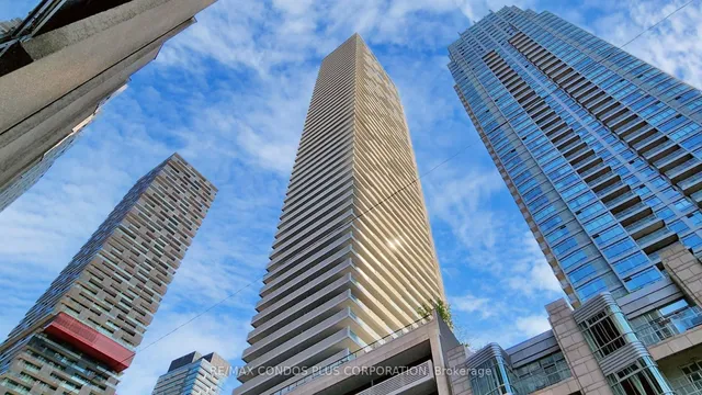 Additional image 2 of 2221 Yonge St Unit 2508