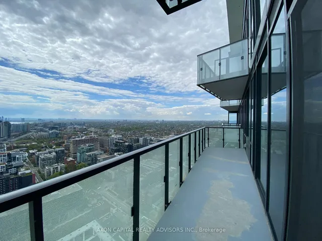 Additional image 13 of 470 Front St Unit Ph01