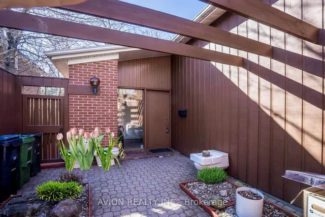 Additional image 25 of 215 Dunview Ave