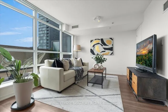 Additional image 8 of 68 Abell St Unit 933