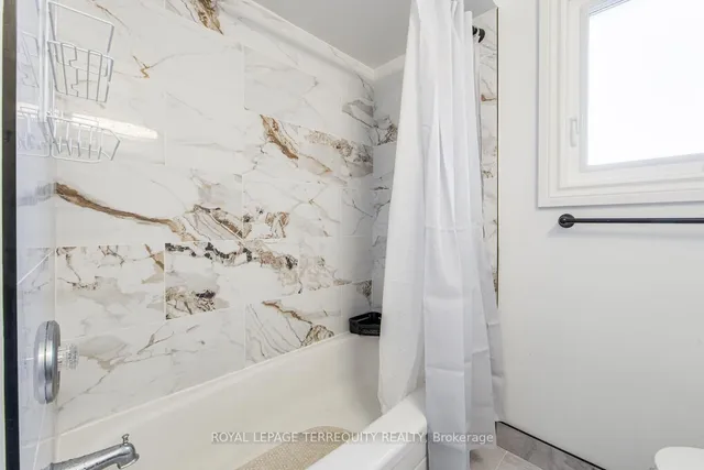 Additional image 19 of 33 Rochelle Ave Unit 51