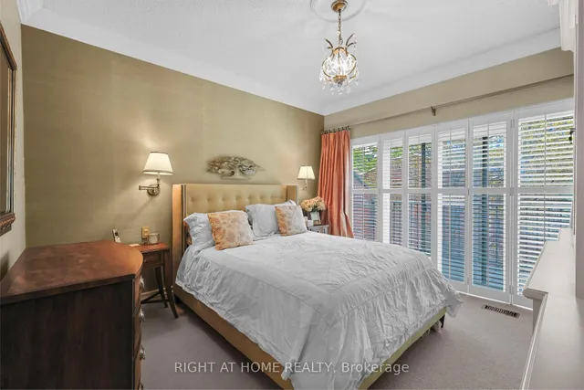 Additional image 28 of 636 Wellington St