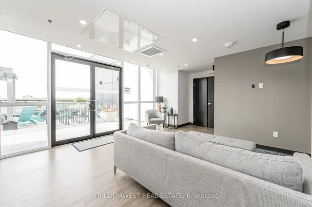 Additional image 15 of 60 Charles St Unit 4