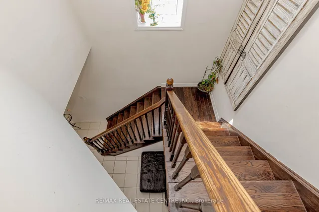 Additional image 16 of 340 Shady Glen Cres