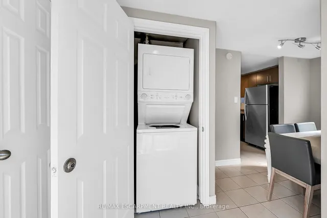 Additional image 28 of 161 RAY St