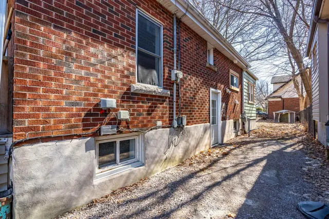 Additional image 36 of 1161 King St