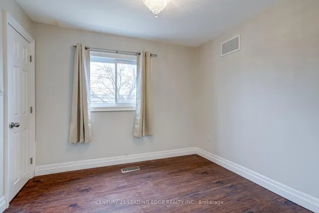 Additional image 7 of 424 Upper Wentworth St