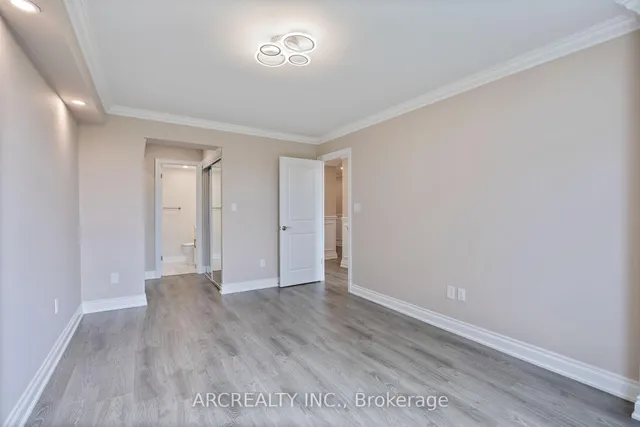 Additional image 23 of 90 Fisherville Rd Unit 304