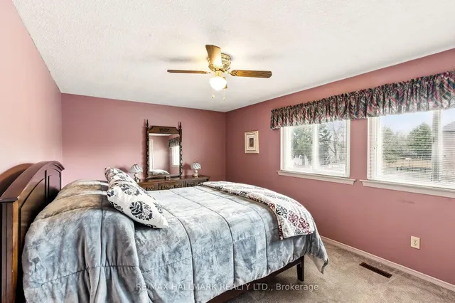 Additional image 17 of 69 White Heather Blvd