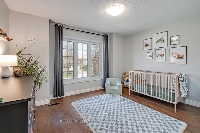 Additional image 26 of 58 Laurendale Ave