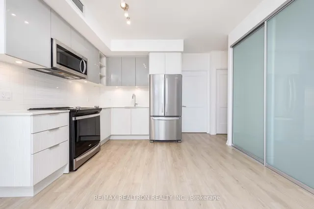 Additional image 10 of 50 Dunfield Ave Unit 1917