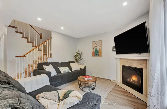 Additional image 12 of 2252 Walker's Line Unit 4