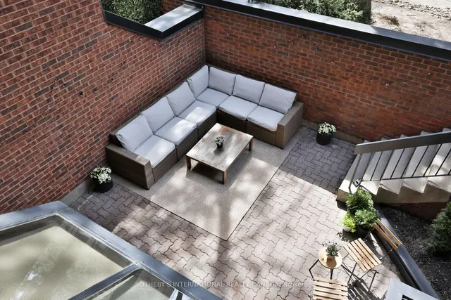 Additional image 33 of 142 Pears Ave Unit A9