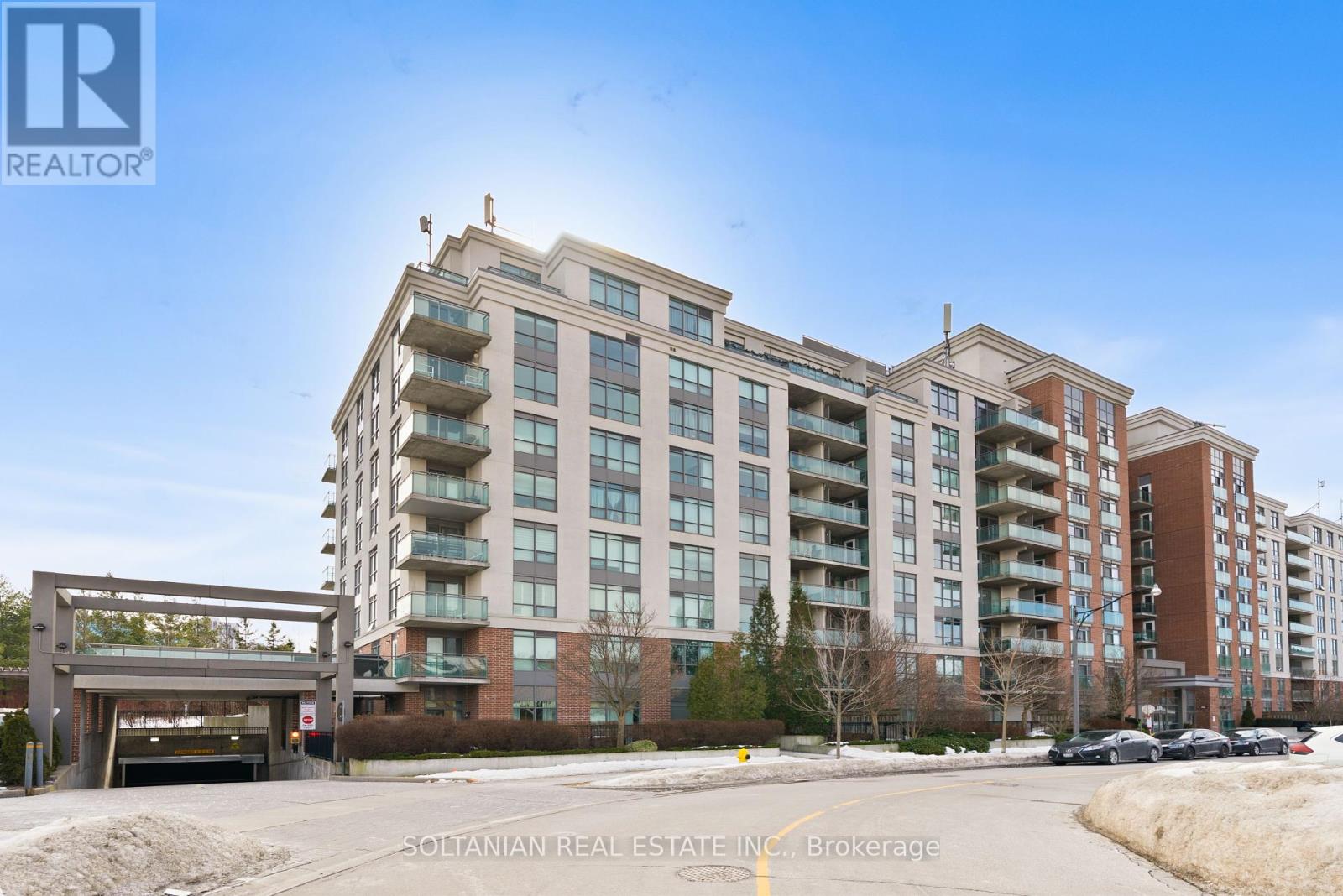 428 - 120 DALLIMORE CIRCLE|Toronto (Banbury-Don Mills), Ontario M3C4J1