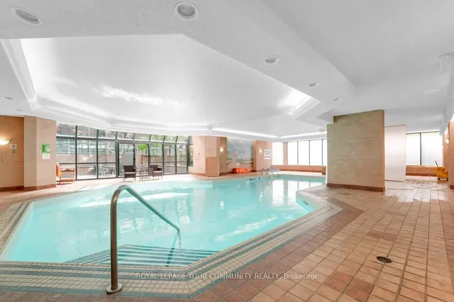 Additional image 28 of 633 Bay St Unit 2512