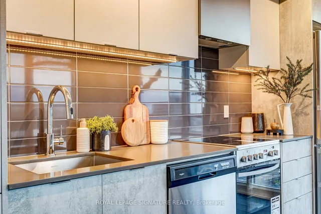 Additional image 25 of 26 Gibbs Rd Unit 548