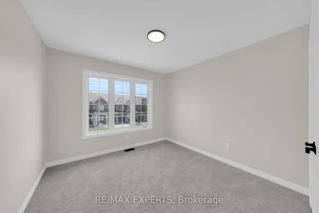 Additional image 22 of 108 Little Britain Cres
