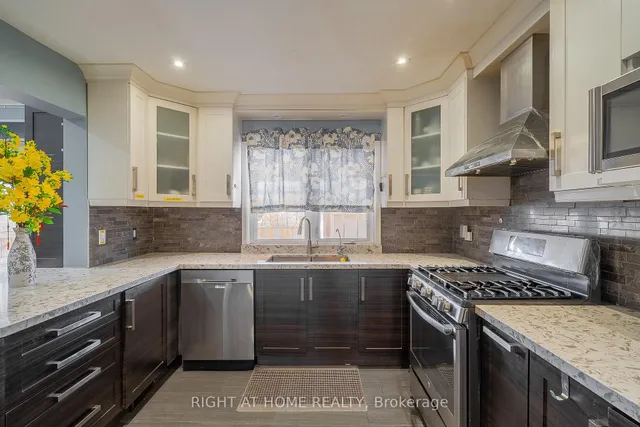 Additional image 7 of 76 Habitant Dr