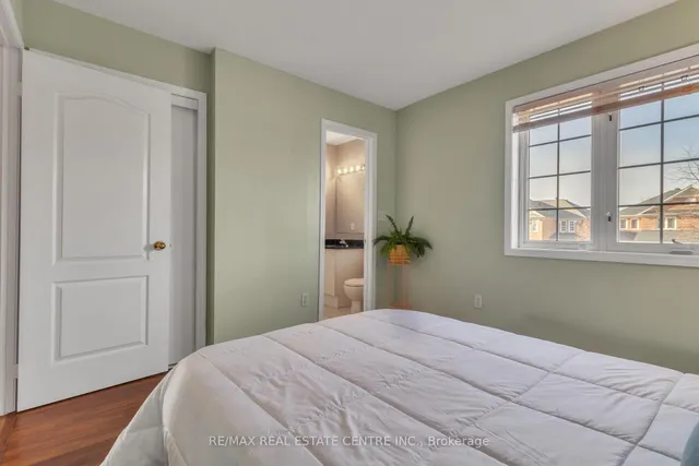 Additional image 37 of 216 Richvale Dr