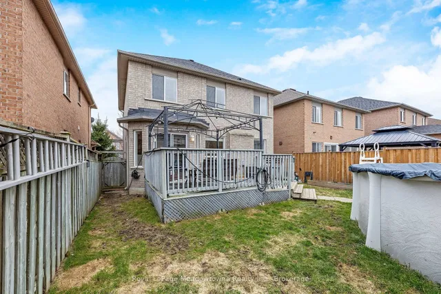 Additional image 31 of 13 Robarts Dr