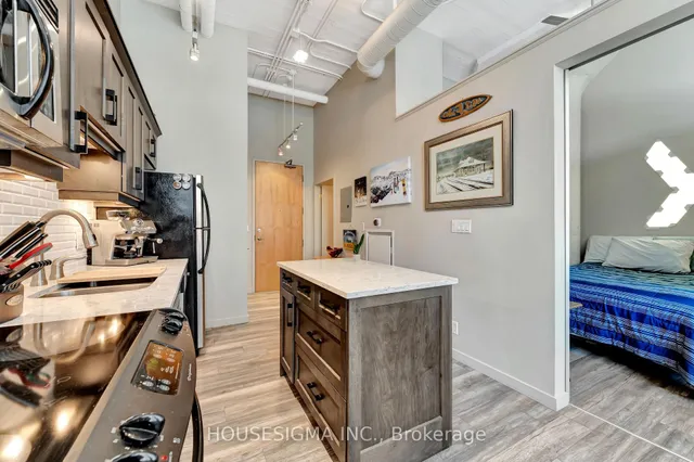 Additional image 13 of 410 King St Unit 118