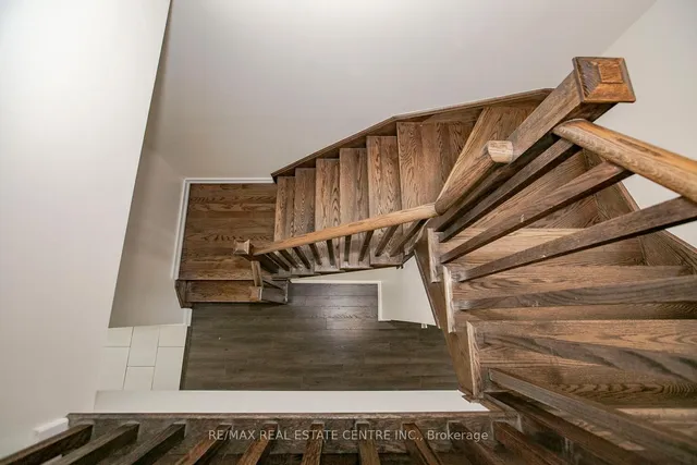 Additional image 10 of 8 Edsel Rd