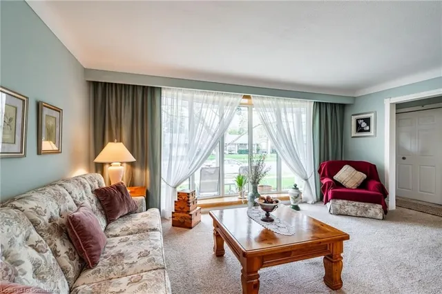 Additional image 11 of 611 Woodview Rd