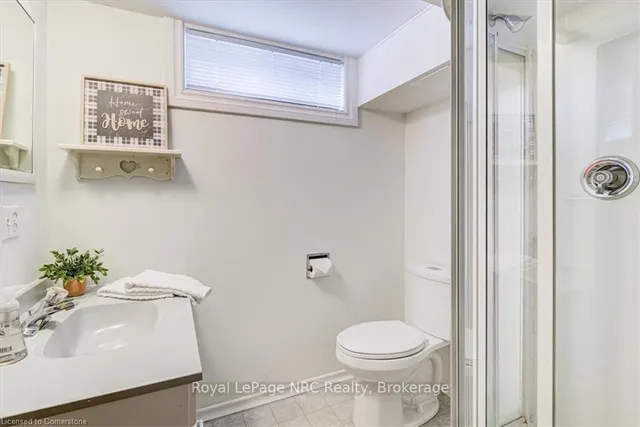 Additional image 45 of 6 Lilacside Dr