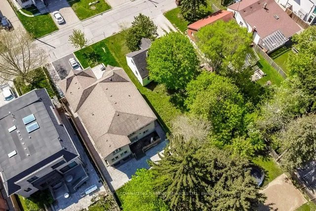 Additional image 19 of 178 Burndale Ave