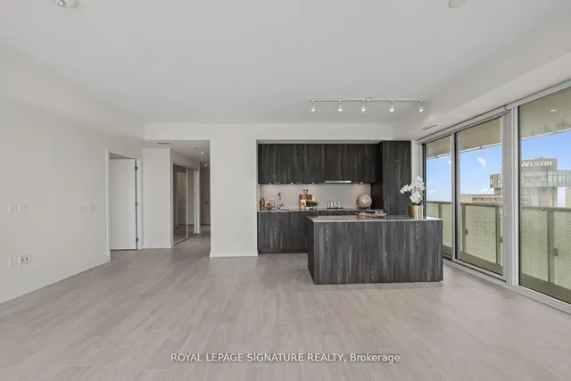 Additional image 15 of 15 Queens Quay Unit 3305