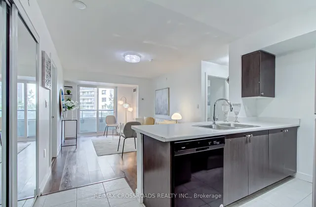 Additional image 4 of 1346 Danforth Rd Unit 214