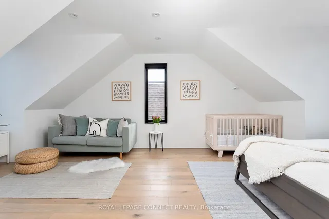 Additional image 29 of 59 Fuller Ave