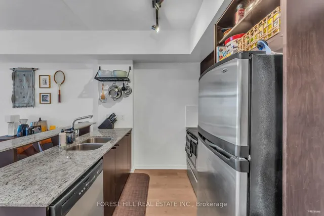 Additional image 15 of 103 The Queensway Ave Unit 1301