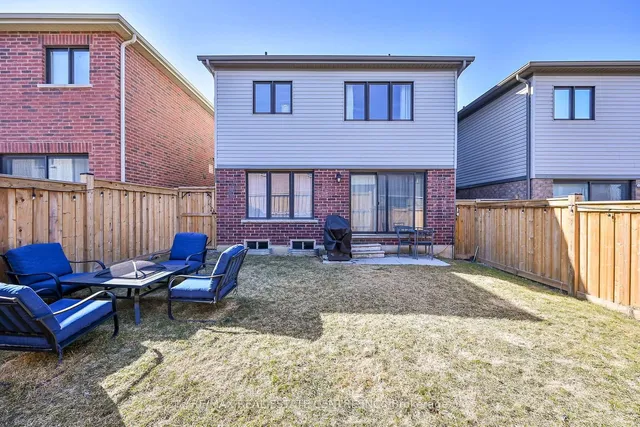 Additional image 36 of 18 Scarletwood St