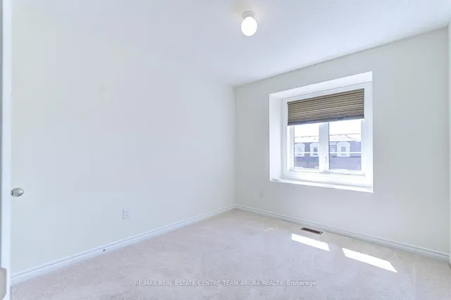 Additional image 33 of 19 Gilford St