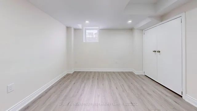 Additional image 35 of 1106 Little Cres