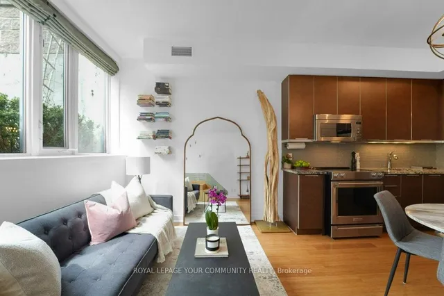 Additional image 4 of 38 Boston Ave Unit 4