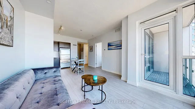 Additional image 9 of 2220 Lake Shore Blvd Unit 2005