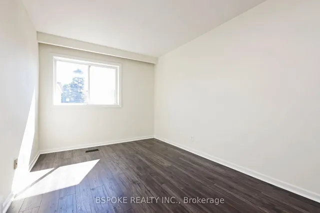 Additional image 30 of 49 Howbert Dr