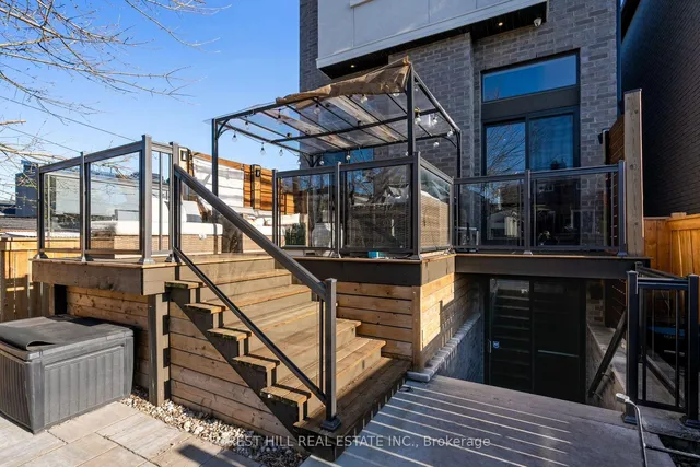 Additional image 32 of 32 Algoma St