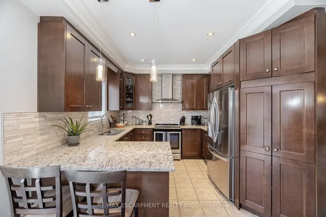 Additional image 13 of 31 Vanderbrink Dr