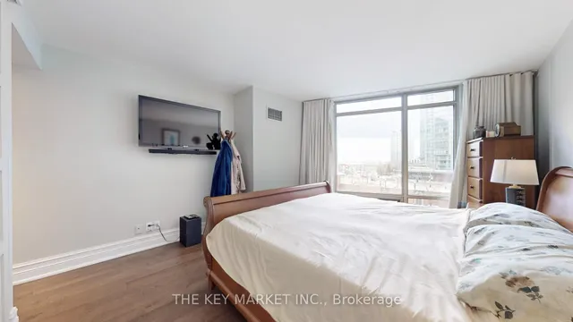 Additional image 19 of 81 Navy Wharf Crt Unit 315