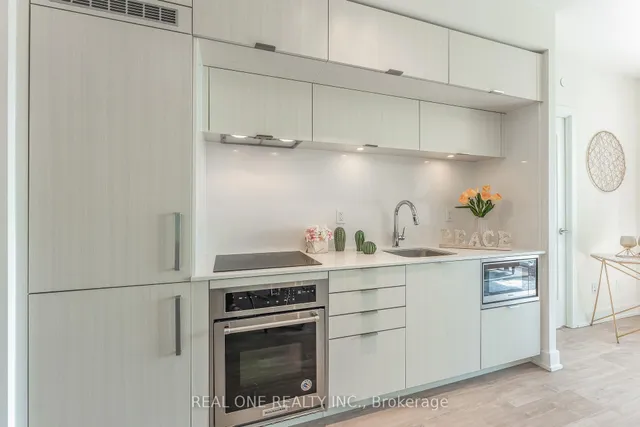 Additional image 5 of 80 Vanauley St Unit 303