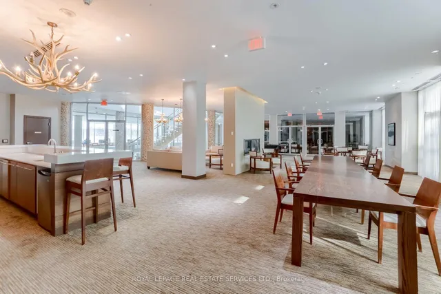 Additional image 38 of 15 Legion Rd Unit 1404