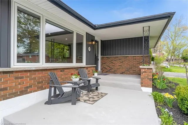 Additional image 3 of 14 Carousel Ave