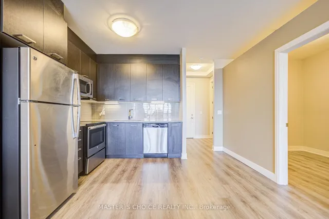 Additional image 13 of 150 Main St Unit 906