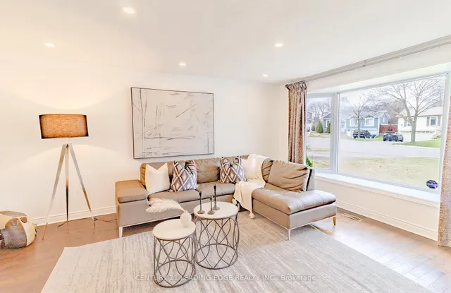 Additional image 6 of 6 Jubilee Crt