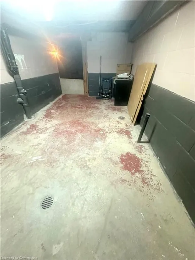 Additional image 33 of 186 East Ave