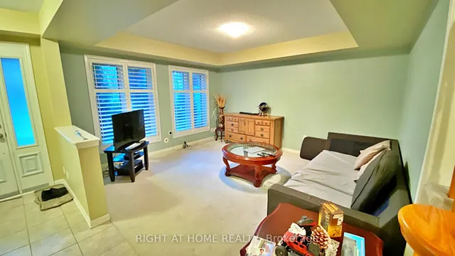 Additional image 5 of 664 Holly Ave