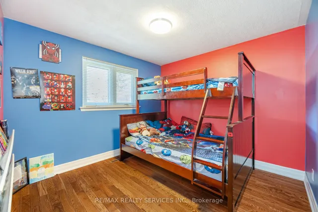 Additional image 17 of 8 Reigate Ave